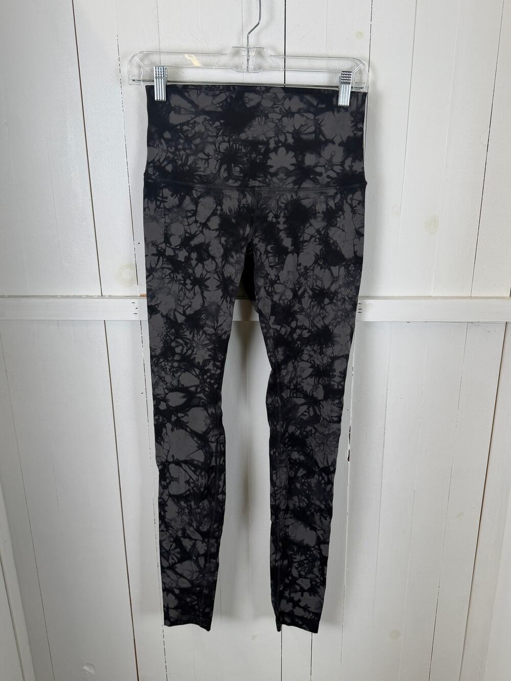 Lululemon Black Gray Ankle Leggings Size 8 Nylon